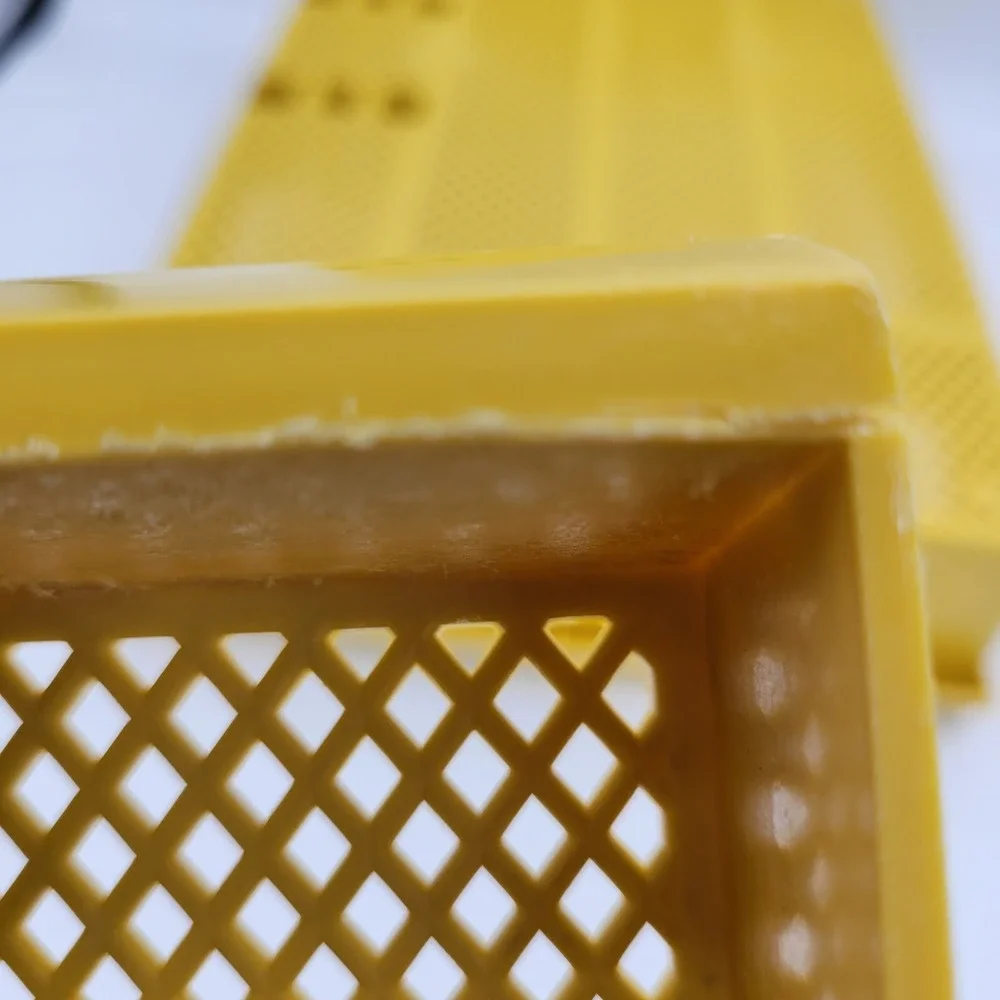 Vintage Silverware Holder With Sliding Removable Top‎ Rack Yellow Plastic Retro
